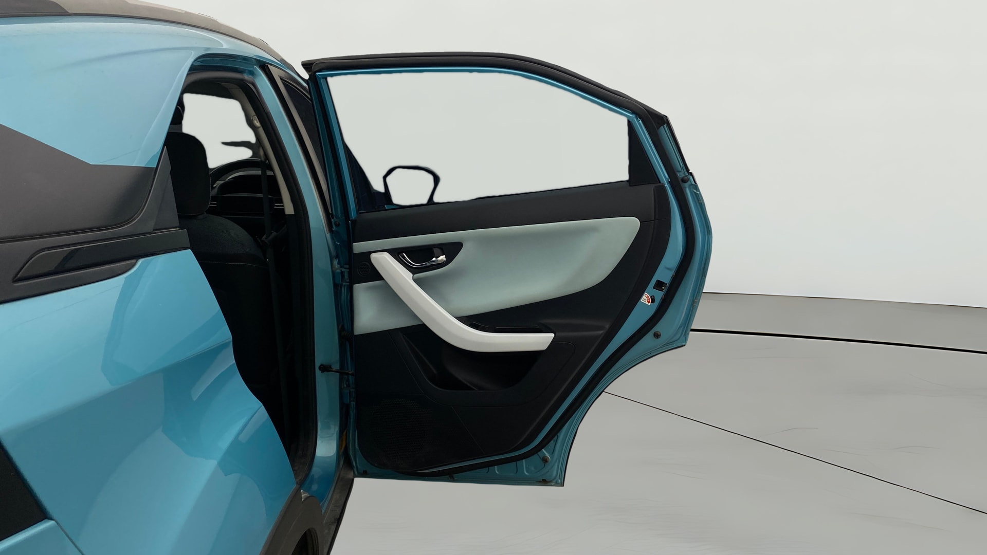 View 2024 Tata Nexon Revotron XE Image 8 Used 2024 Tata Nexon Revotron XE Image 8