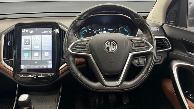 View MG Hector Plus Image 21 Used MG Hector Plus Image 21