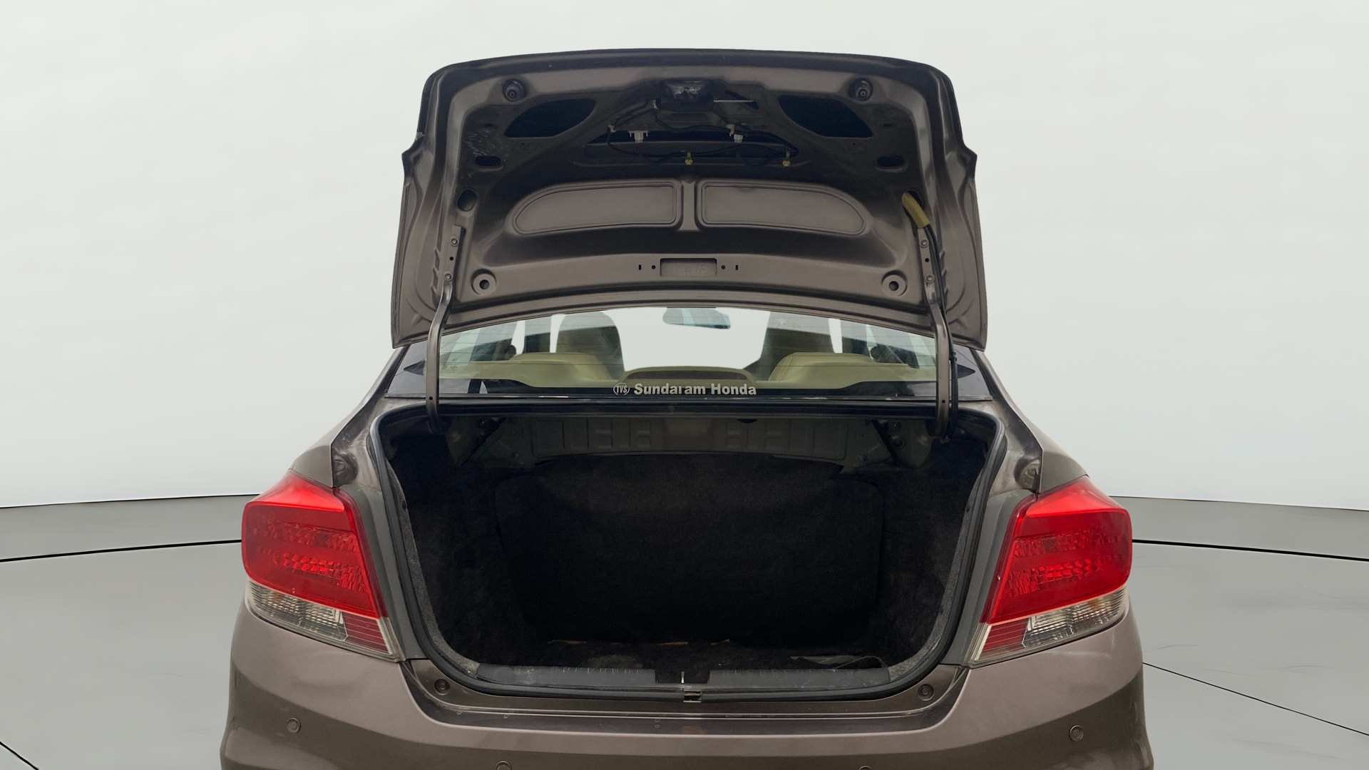 View 2015 Honda Amaze E MT Petrol BS IV Image 16 Used 2015 Honda Amaze E MT Petrol BS IV Image 16