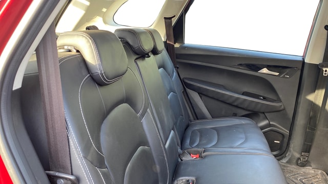 View MG Hector Image 36 Used MG Hector Image 36
