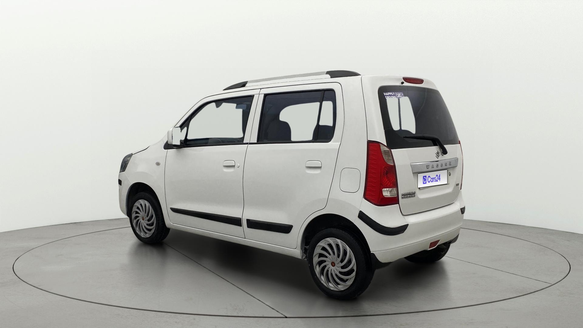 View 2015 Maruti Suzuki 1000 Base Variant Image 2 Used 2015 Maruti Suzuki 1000 Base Variant Image 2
