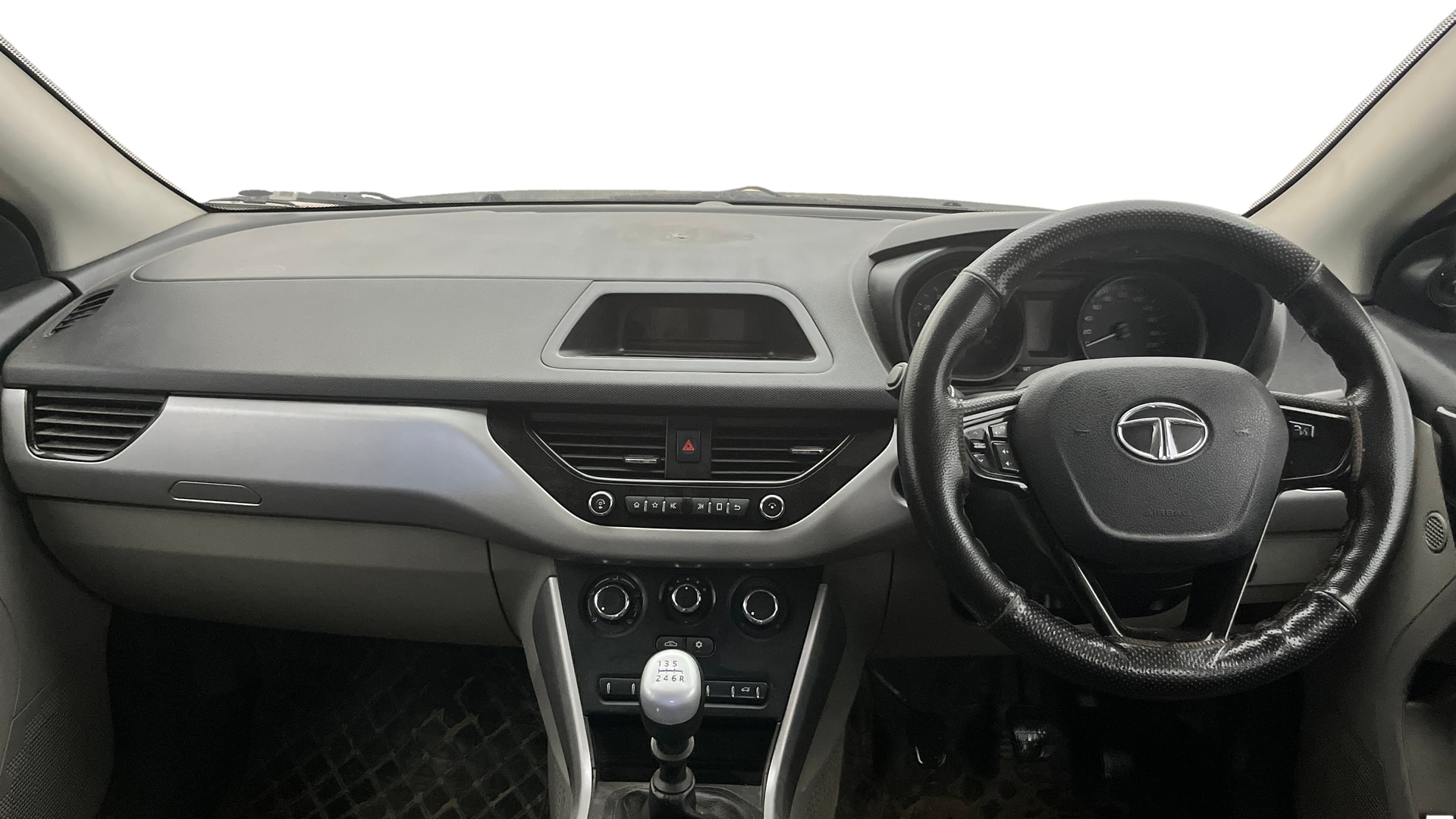 View 2019 Tata Nexon Revotron XM Image 15 Used 2019 Tata Nexon Revotron XM Image 15