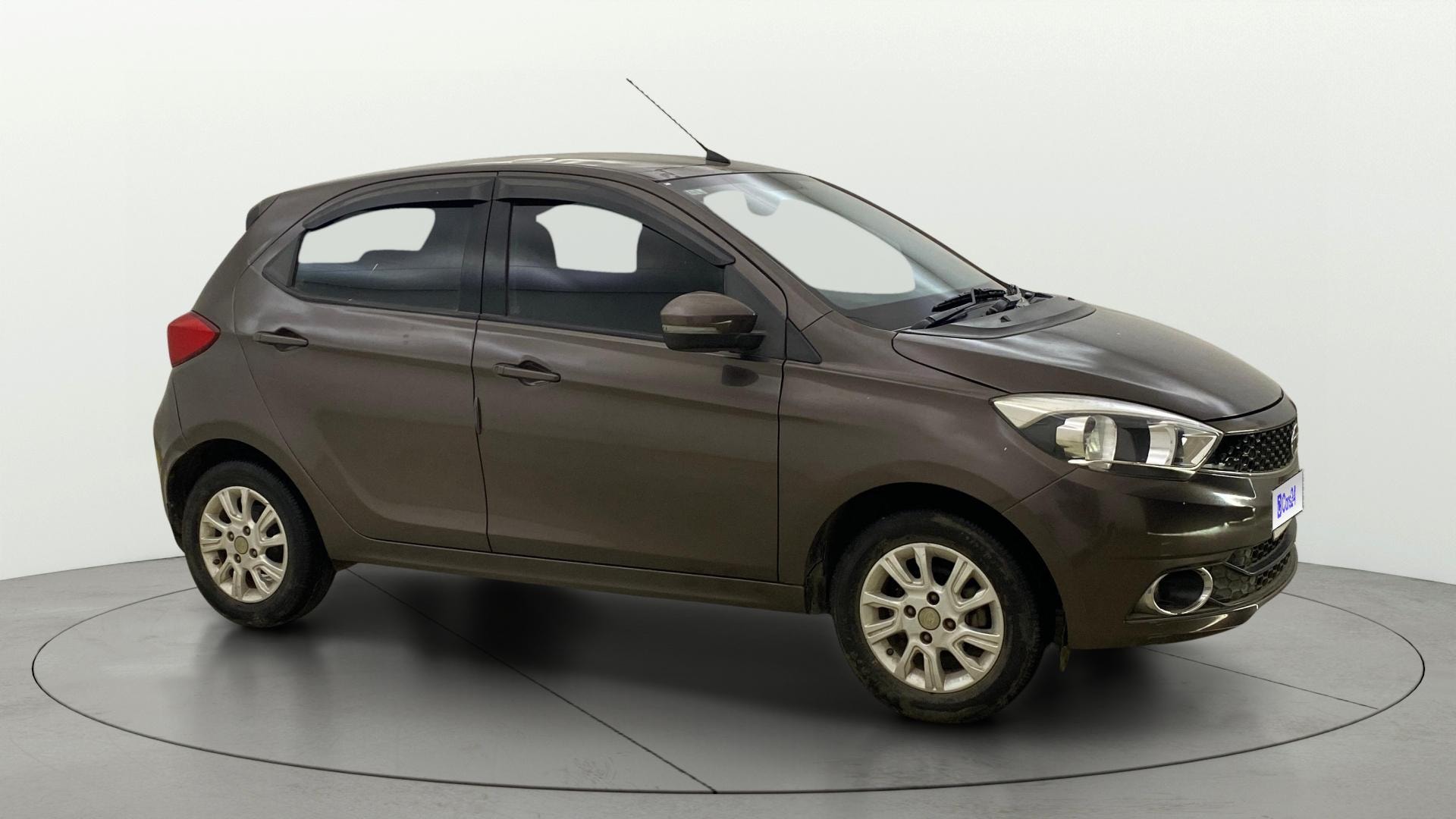View 2017 Tata Tiago Revotorq XB Image 21 Used 2017 Tata Tiago Revotorq XB Image 21