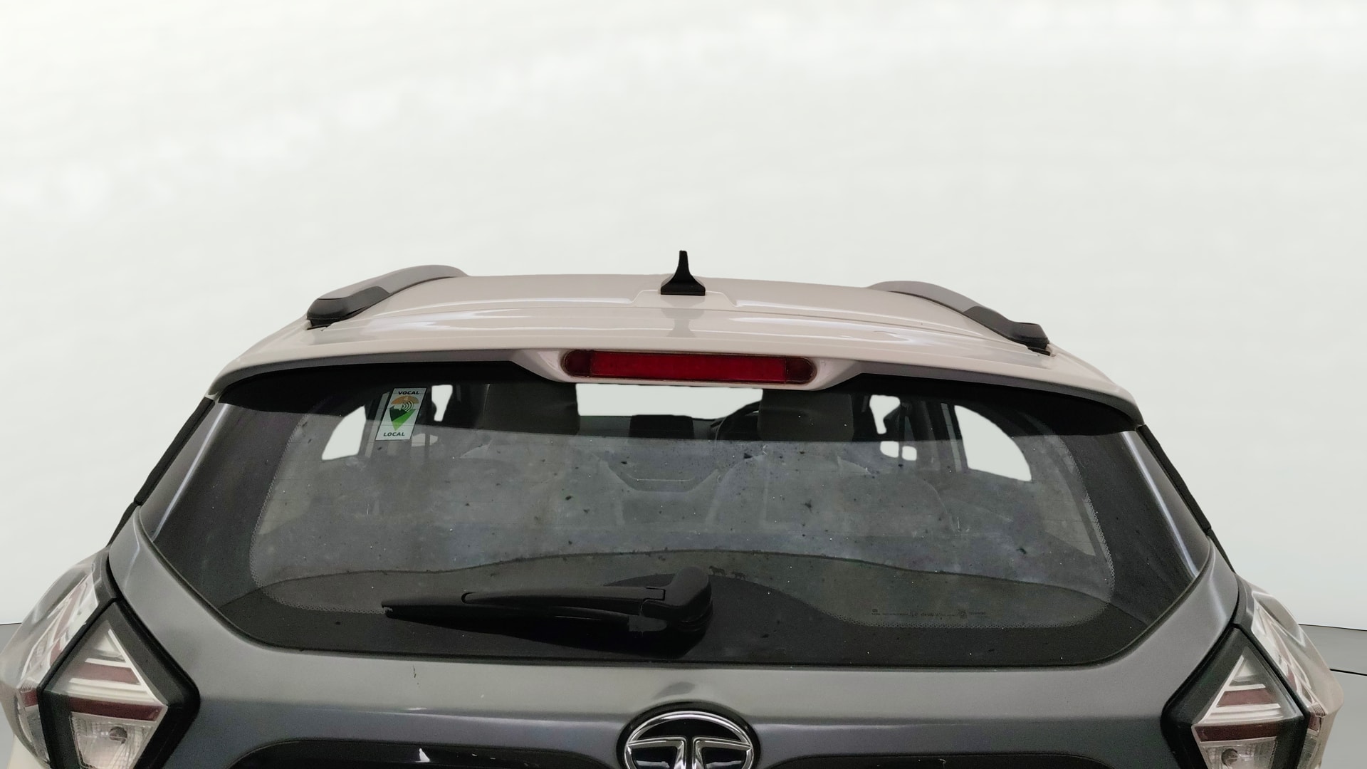 View 2022 Tata Nexon Revotron XE Image 4 Used 2022 Tata Nexon Revotron XE Image 4