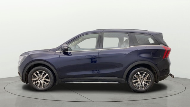 View Mahindra XUV700 Image 28 Used Mahindra XUV700 Image 28