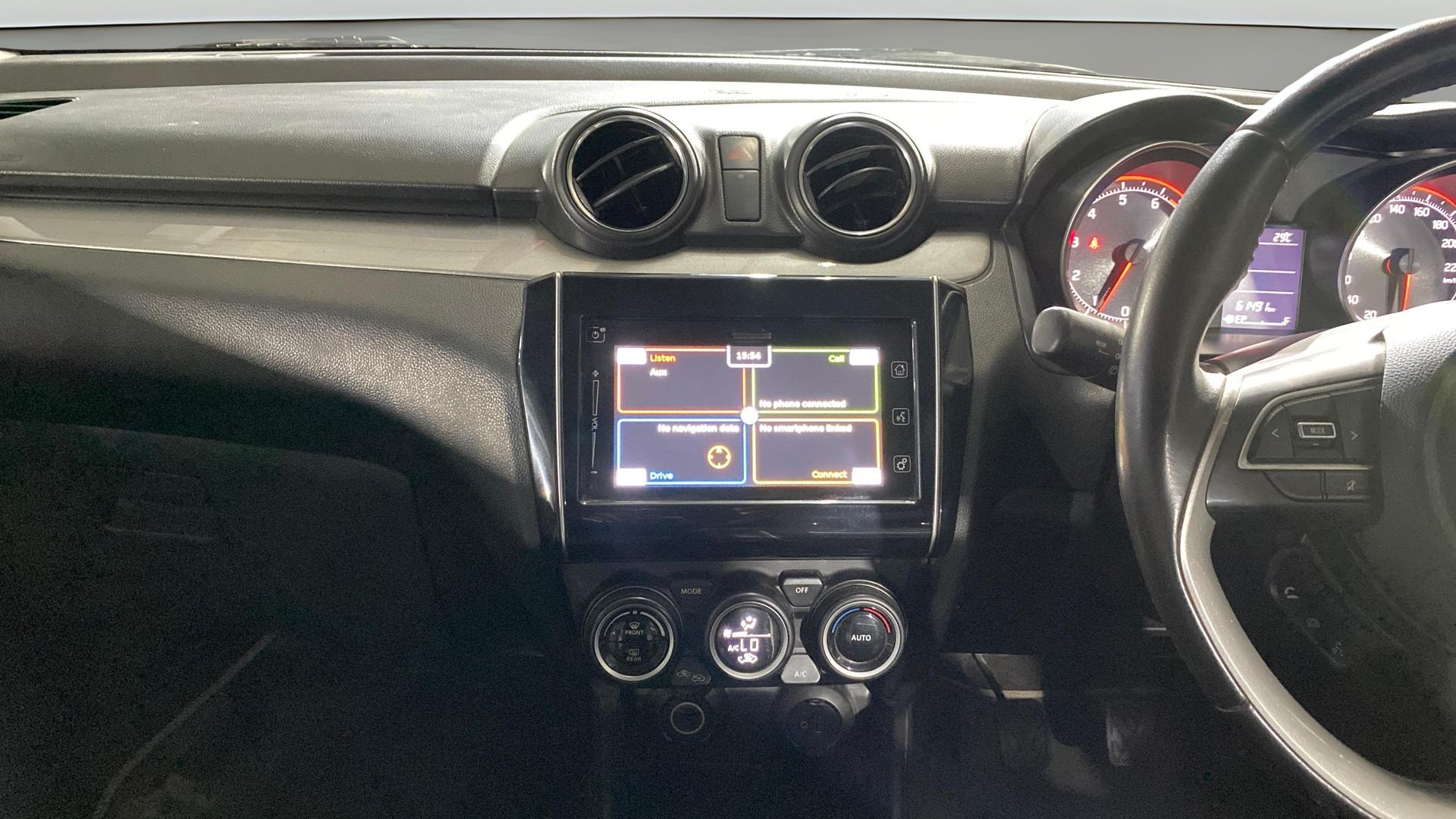 View 2018 Maruti Suzuki 1000 Base Variant Image 17 Used 2018 Maruti Suzuki 1000 Base Variant Image 17