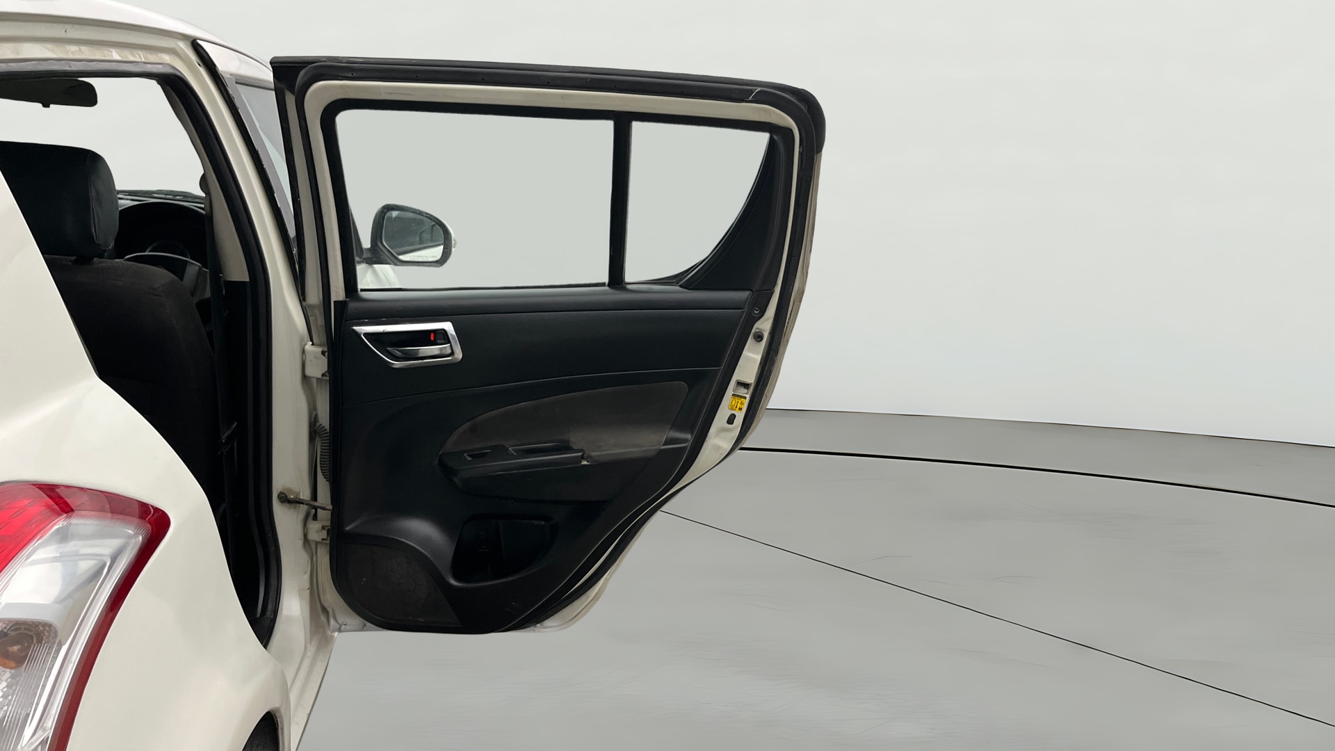 View 2014 Maruti Suzuki 1000 Base Variant Image 5 Used 2014 Maruti Suzuki 1000 Base Variant Image 5