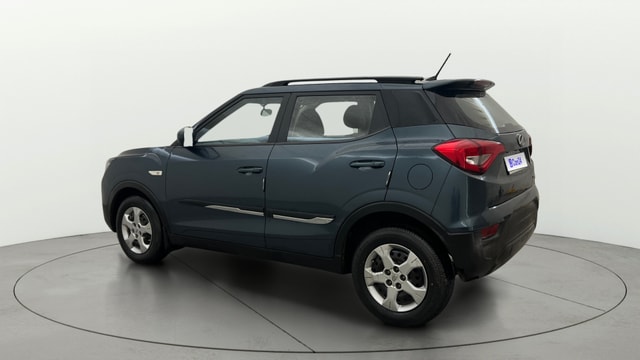 View Mahindra XUV300 Image 2 Used Mahindra XUV300 Image 2