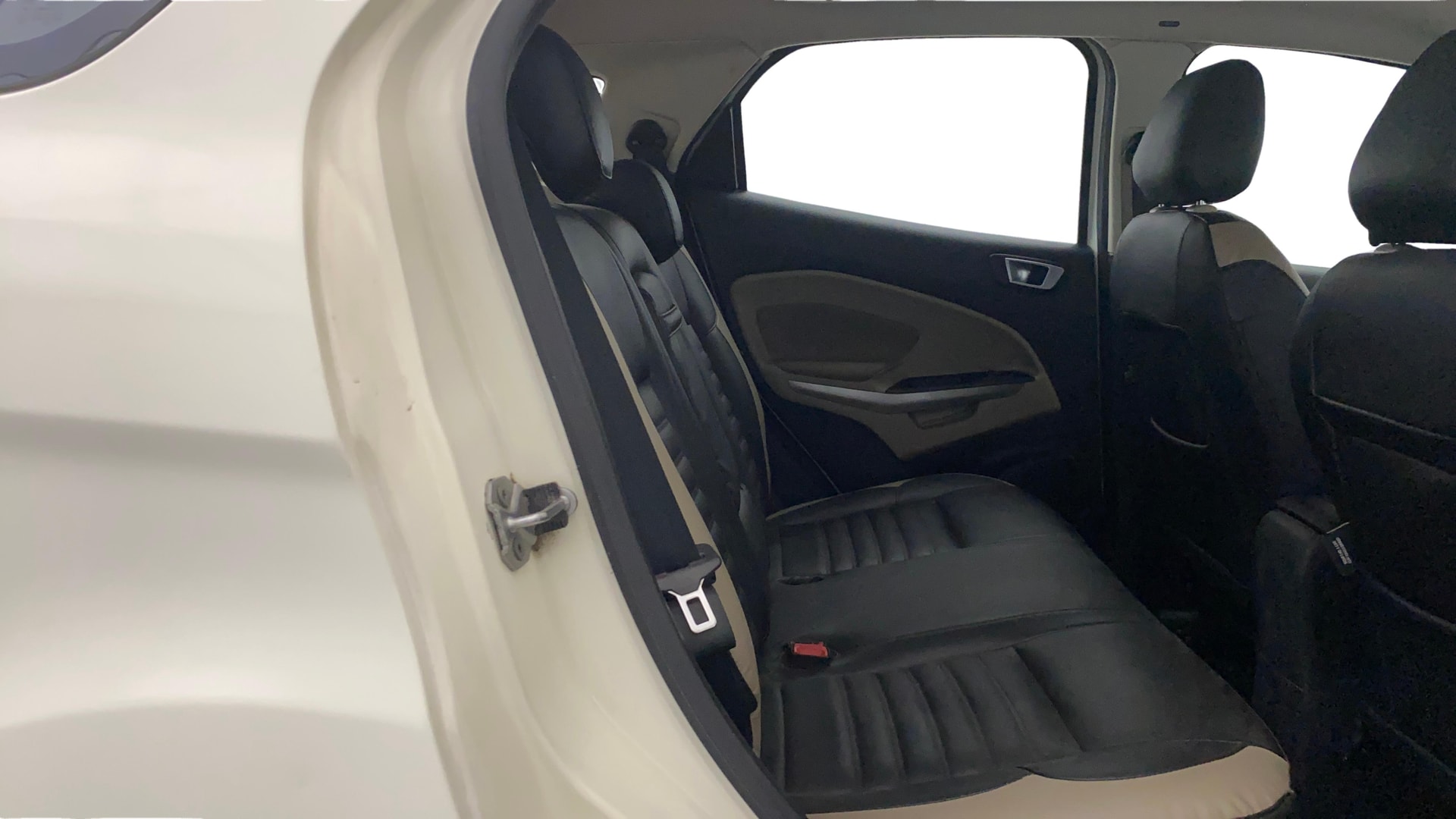 View 2021 Ford EcoSport 1.5 TDCi Diesel Ambiente BS IV Image 35 Used 2021 Ford EcoSport 1.5 TDCi Diesel Ambiente BS IV Image 35