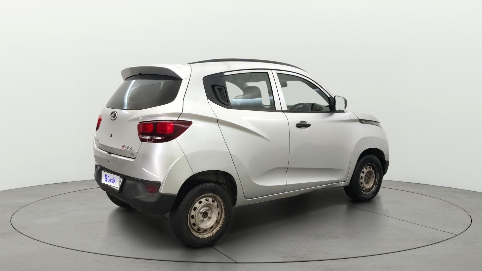 View 2017 Mahindra KUV100 K2 6 STR Image 42 Used 2017 Mahindra KUV100 K2 6 STR Image 42