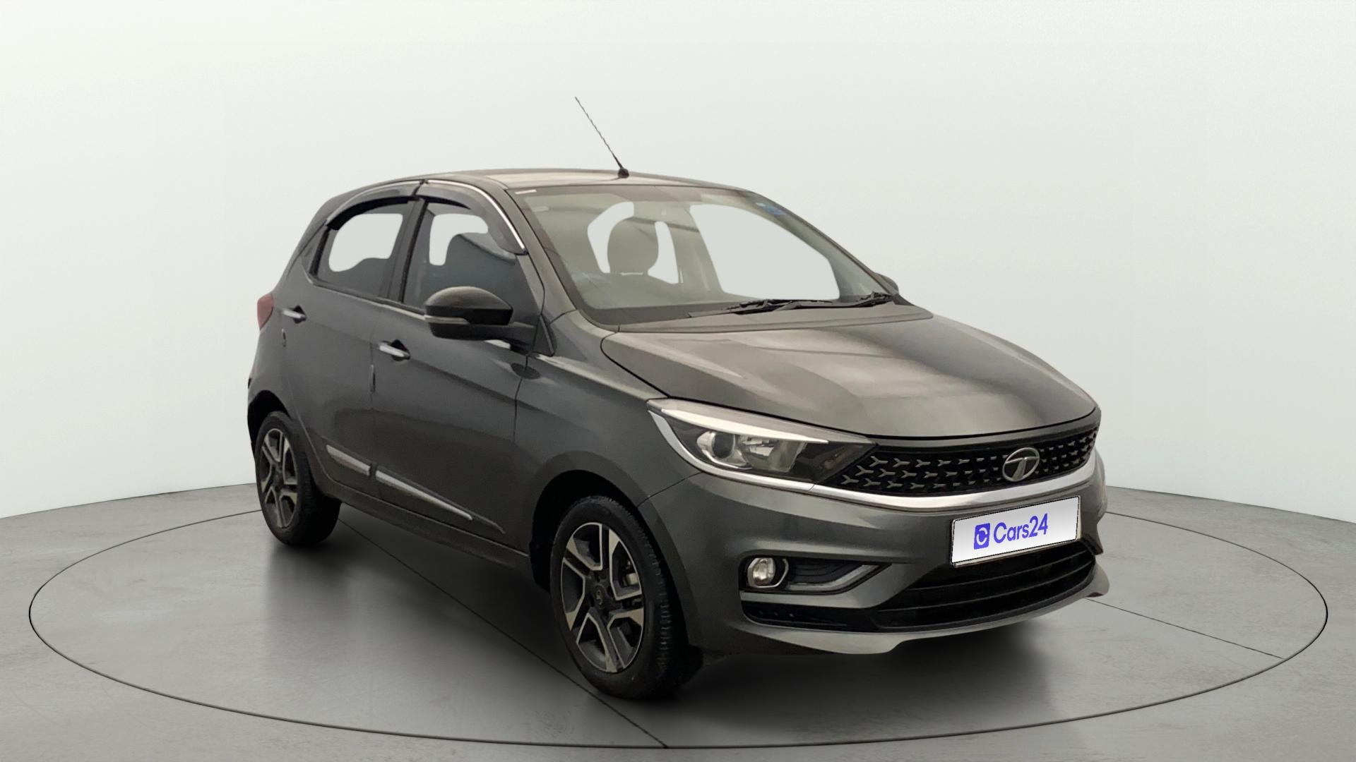 View 2023 Tata Tiago Revotorq XB Image 24 Used 2023 Tata Tiago Revotorq XB Image 24