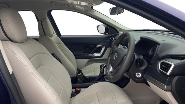 View Tata Safari Image 28 Used Tata Safari Image 28