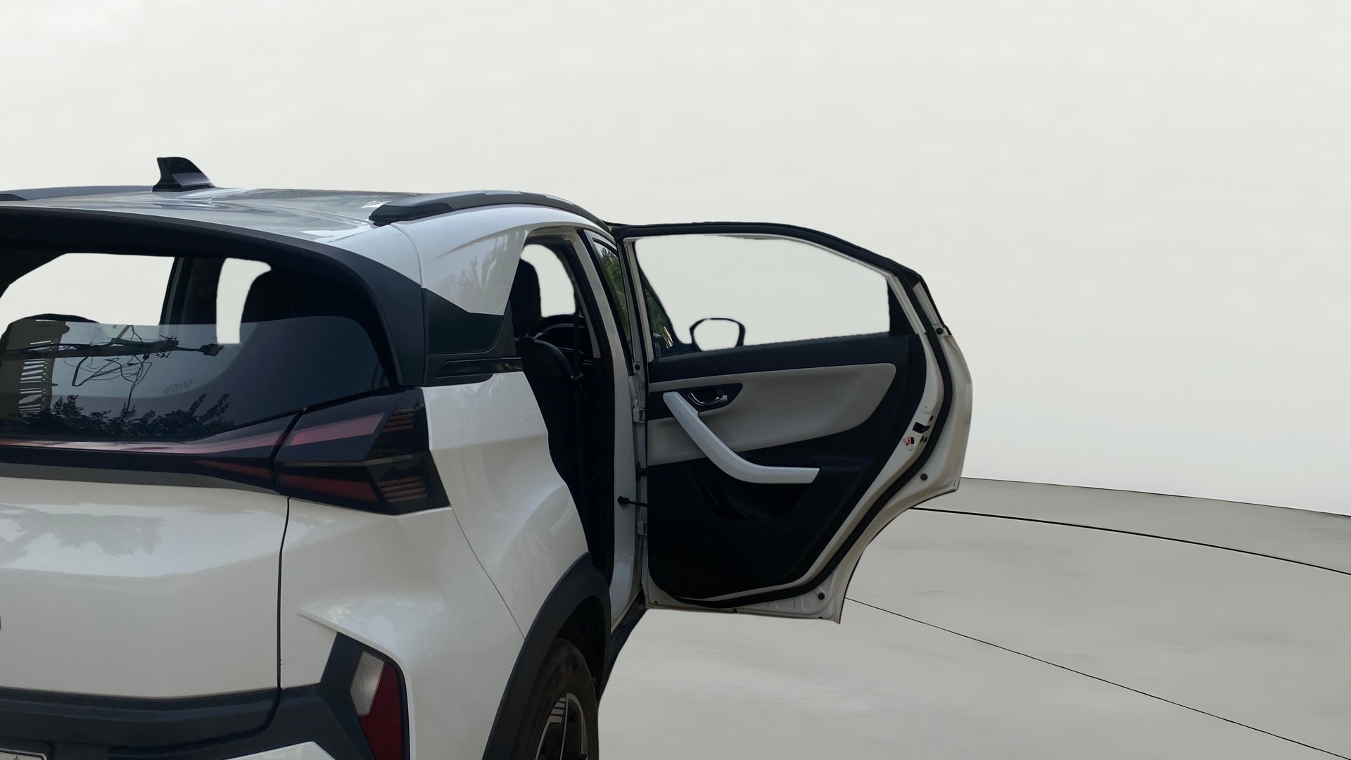 View 2024 Tata Nexon Revotron XE Image 8 Used 2024 Tata Nexon Revotron XE Image 8