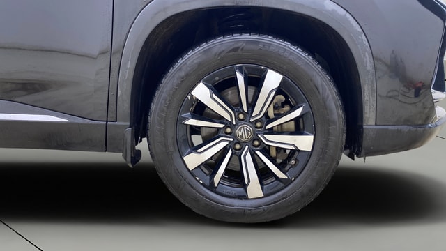 View MG Hector Plus Image 46 Used MG Hector Plus Image 46