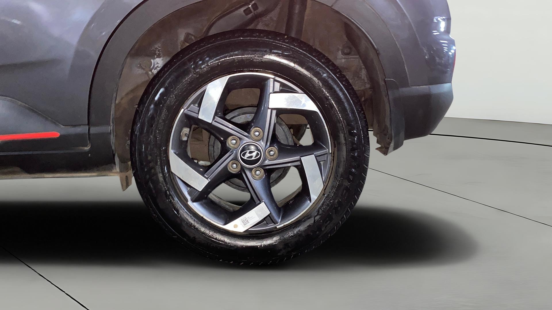 View 2021 Hyundai Venue SX Plus 1.0 Petrol AT Dual Tone Image 12 Used 2021 Hyundai Venue SX Plus 1.0 Petrol AT Dual Tone Image 12