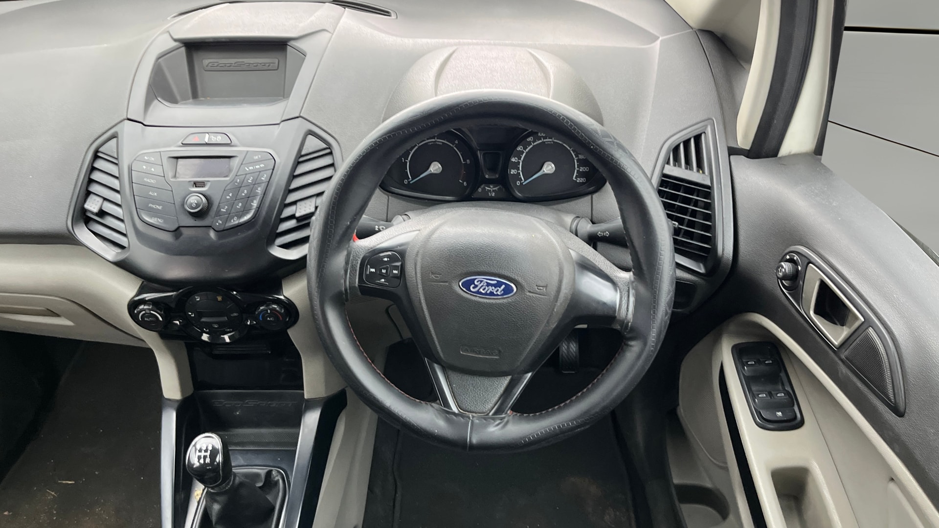 View 2017 Ford EcoSport 1.5 TDCi Diesel Ambiente BS IV Image 20 Used 2017 Ford EcoSport 1.5 TDCi Diesel Ambiente BS IV Image 20