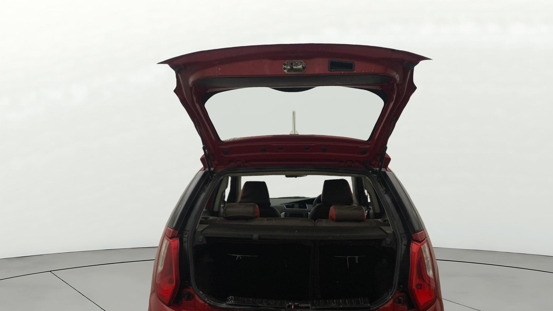 View 2015 Tata Bolt XE Quadrajet 75PS Diesel Image 17 Used 2015 Tata Bolt XE Quadrajet 75PS Diesel Image 17