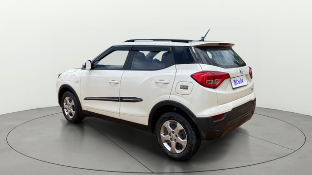 View Mahindra XUV300 Image 2 Used Mahindra XUV300 Image 2