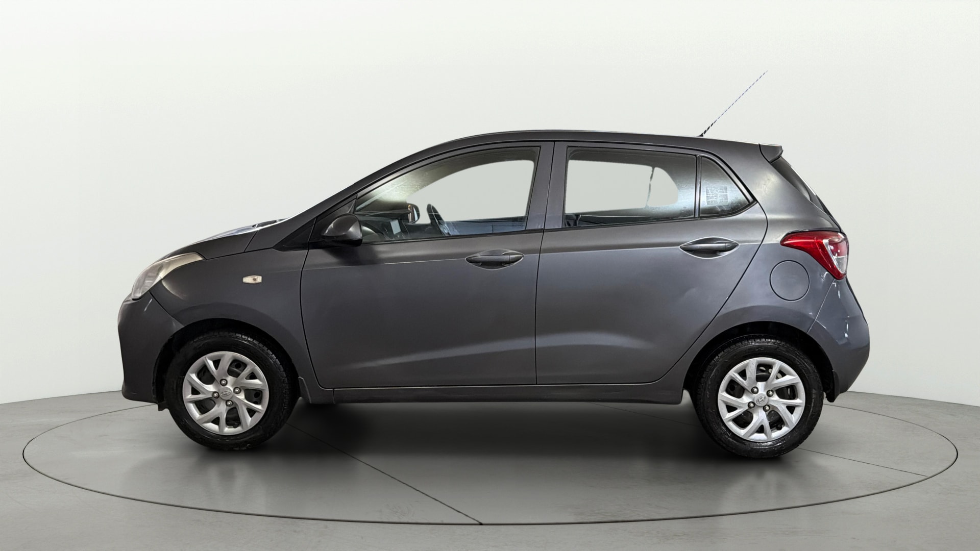 Used 2017 Hyundai Grand i10 Used 2017 Hyundai Grand i10