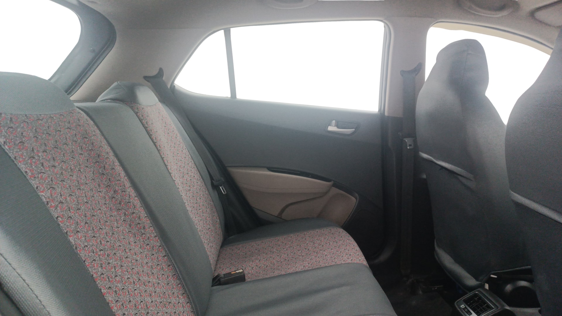 Used 2019 Hyundai Grand i10 Used 2019 Hyundai Grand i10