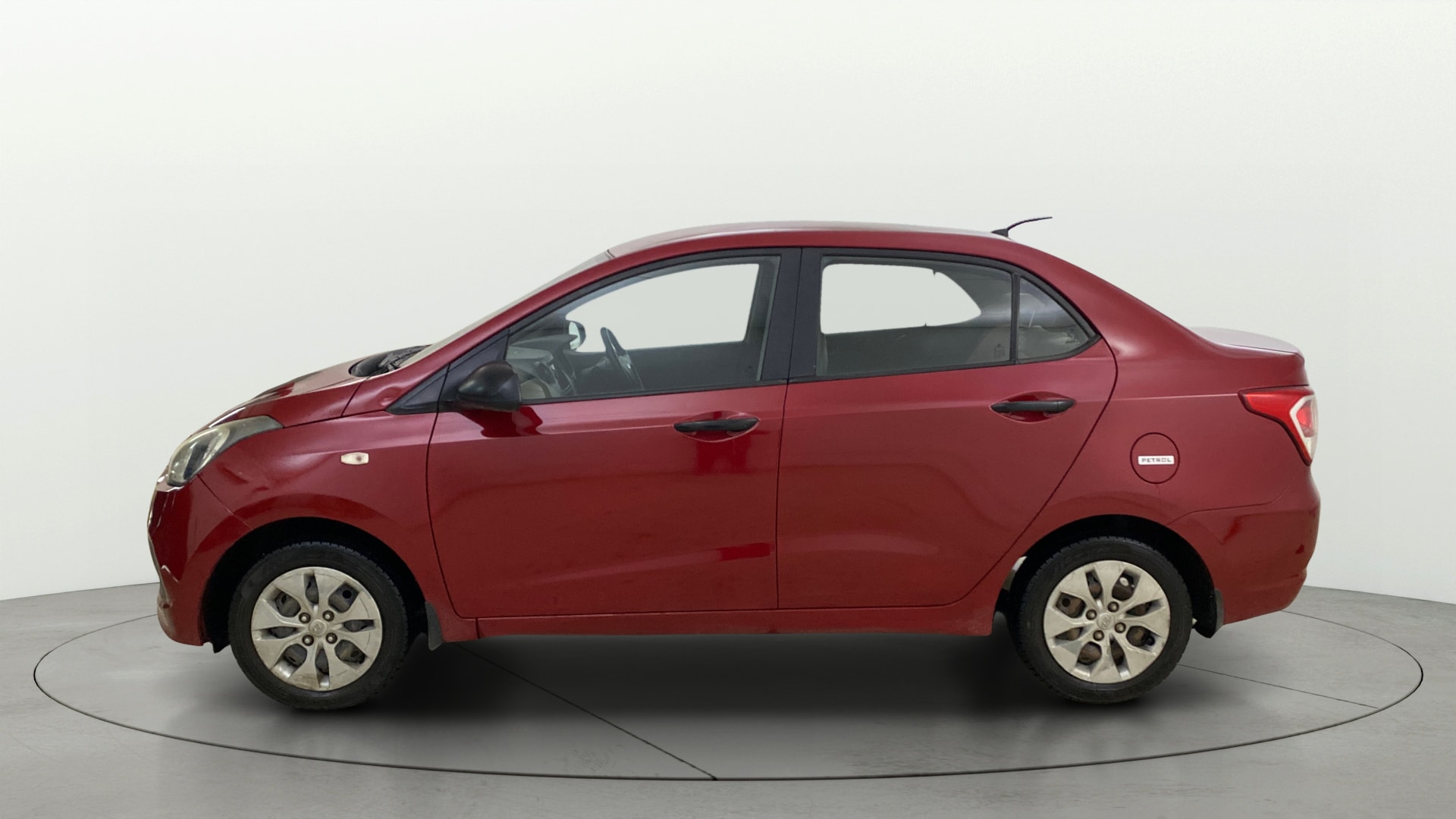 View 2016 Hyundai Xcent Base Petrol Image 5 Used 2016 Hyundai Xcent Base Petrol Image 5