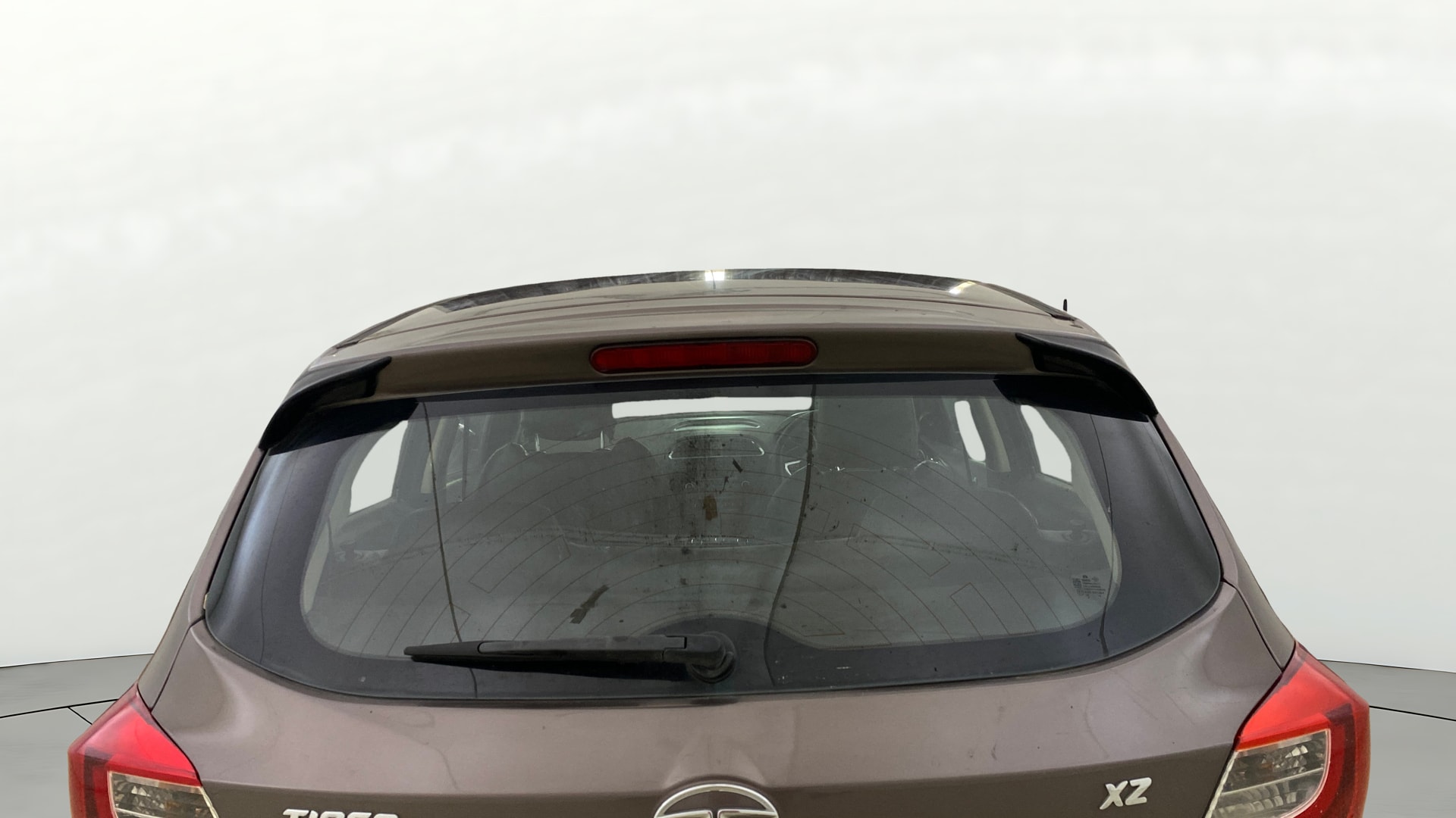 View 2017 Tata Tiago Revotorq XB Image 4 Used 2017 Tata Tiago Revotorq XB Image 4