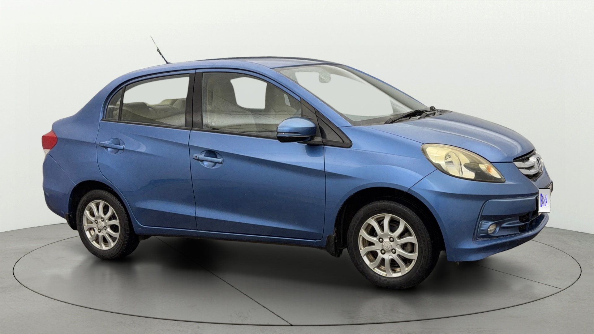 View 2015 Honda Amaze E MT Petrol BS IV Image 35 Used 2015 Honda Amaze E MT Petrol BS IV Image 35