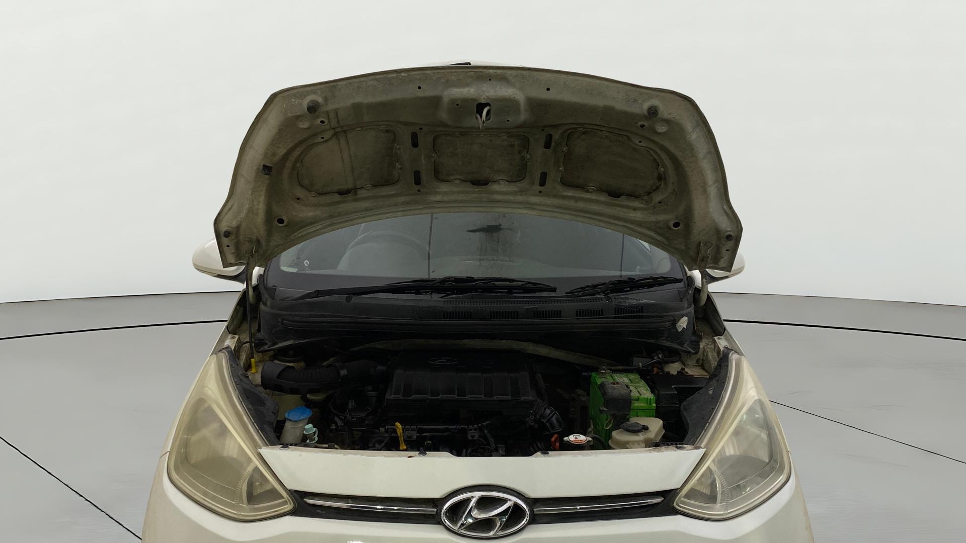 View 2015 Hyundai Grand i10 Asta AT 1.2 Kappa VTVT Image 32 Used 2015 Hyundai Grand i10 Asta AT 1.2 Kappa VTVT Image 32