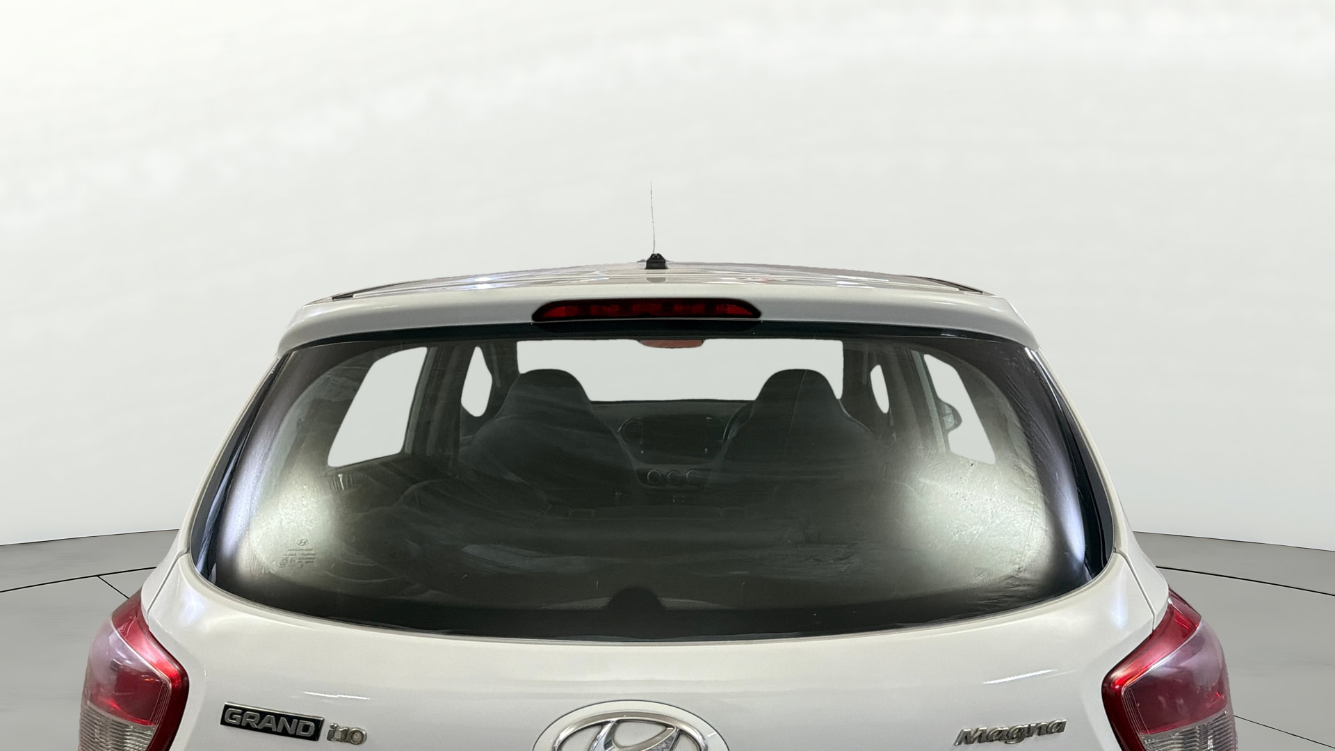 View 2016 Hyundai Grand i10 Magna 1.2 Kappa VTVT Image 4 Used 2016 Hyundai Grand i10 Magna 1.2 Kappa VTVT Image 4