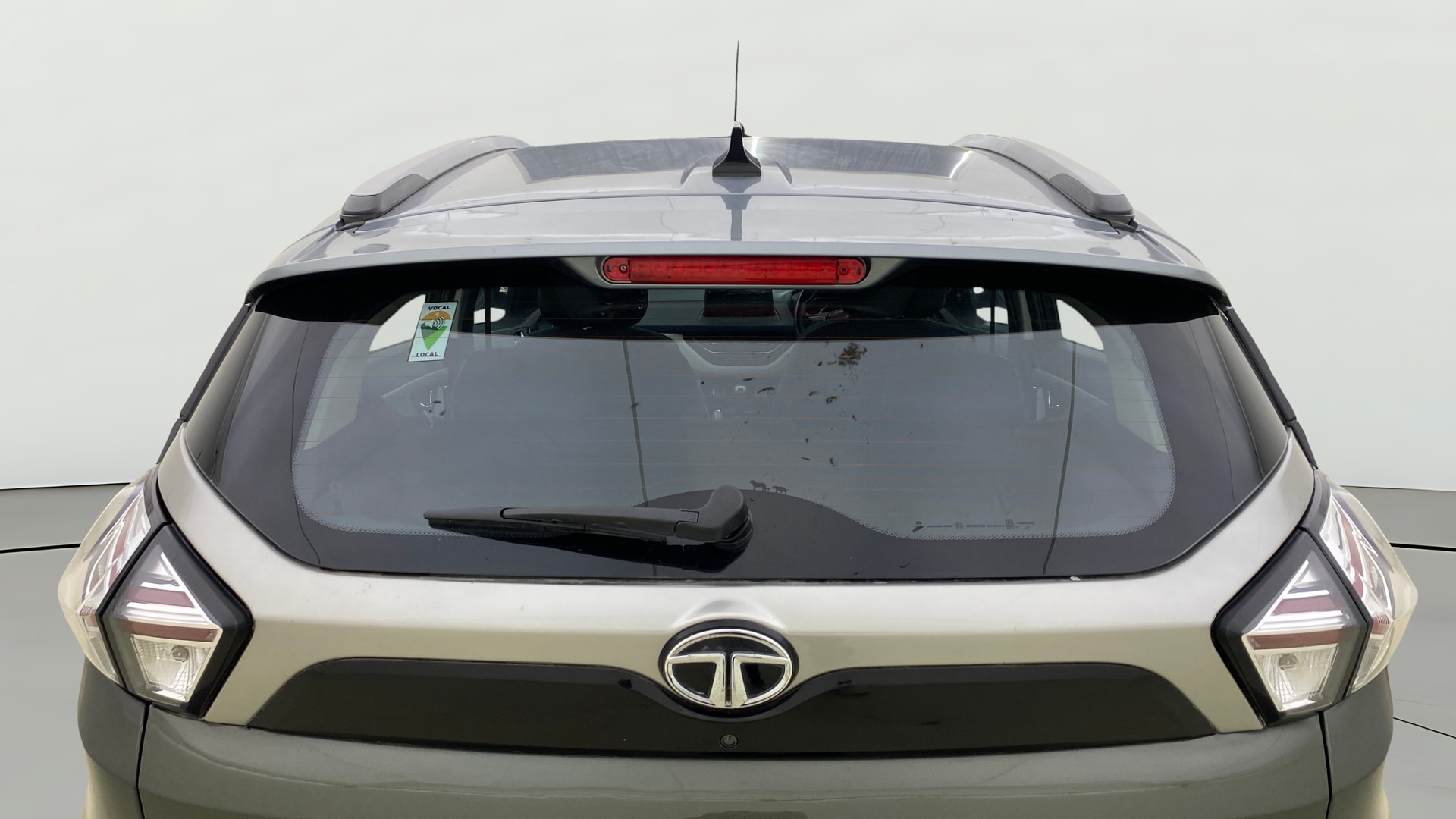 View 2022 Tata Nexon Revotron XE Image 4 Used 2022 Tata Nexon Revotron XE Image 4
