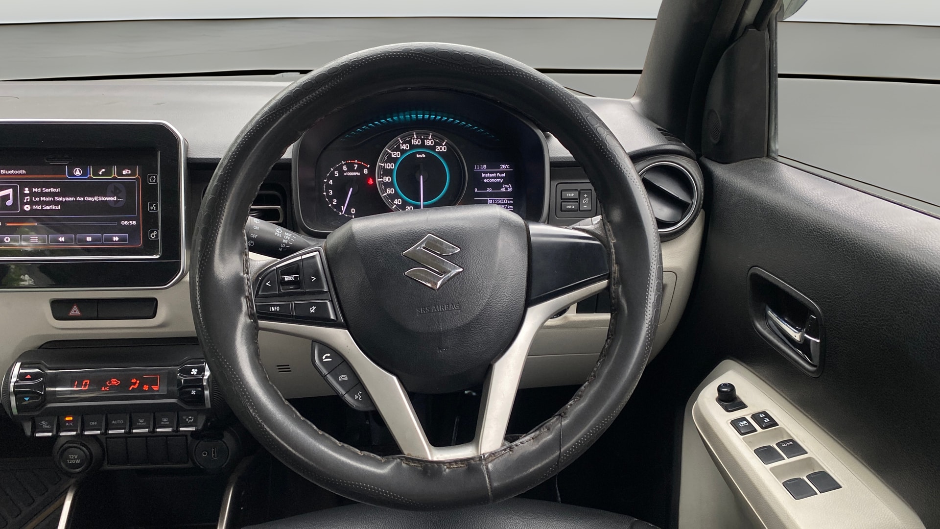 View 2017 Maruti Suzuki 1000 Base Variant Image 14 Used 2017 Maruti Suzuki 1000 Base Variant Image 14