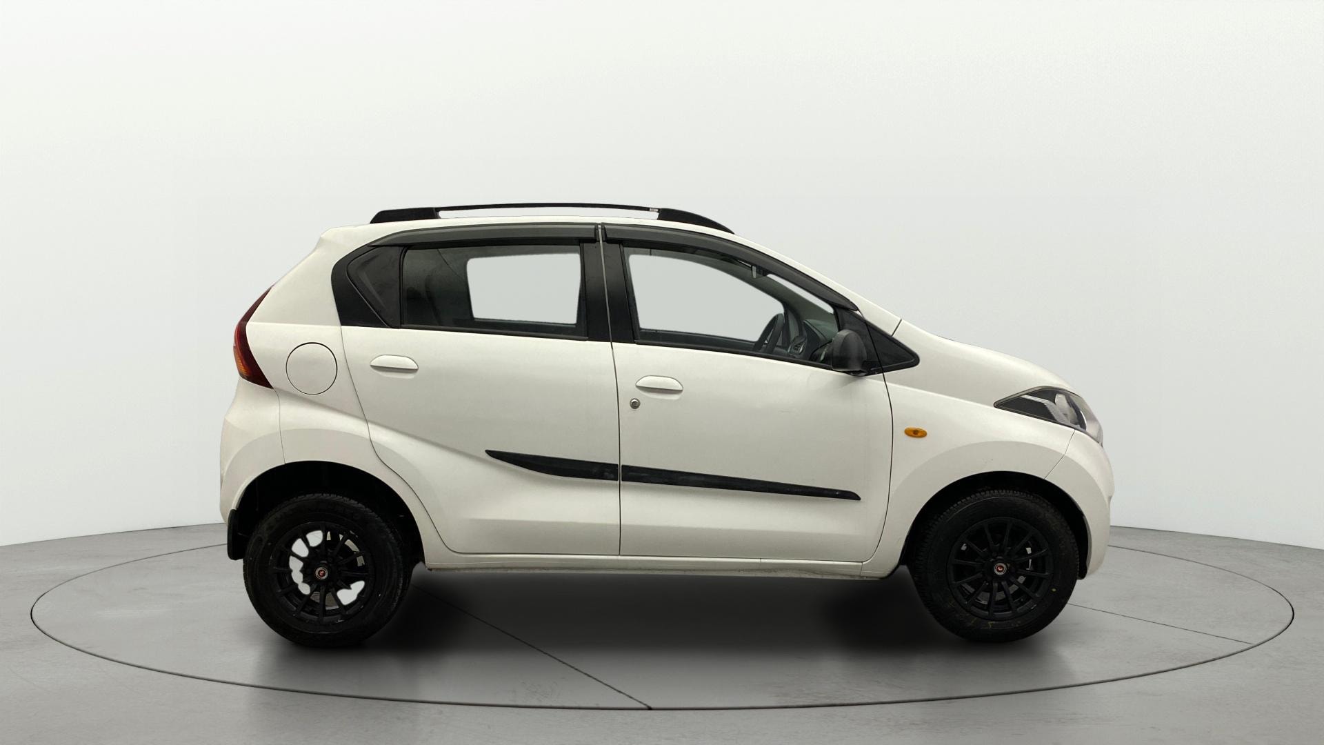 View 2017 Datsun Redi GO T(O)-1.0L Image 8 Used 2017 Datsun Redi GO T(O)-1.0L Image 8