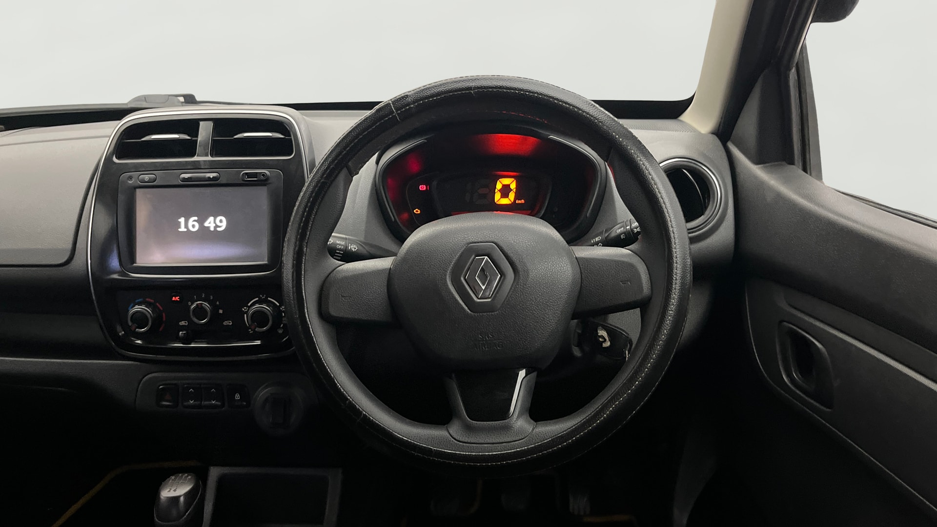 View 2016 Renault Kwid RXT 1.0 Image 20 Used 2016 Renault Kwid RXT 1.0 Image 20