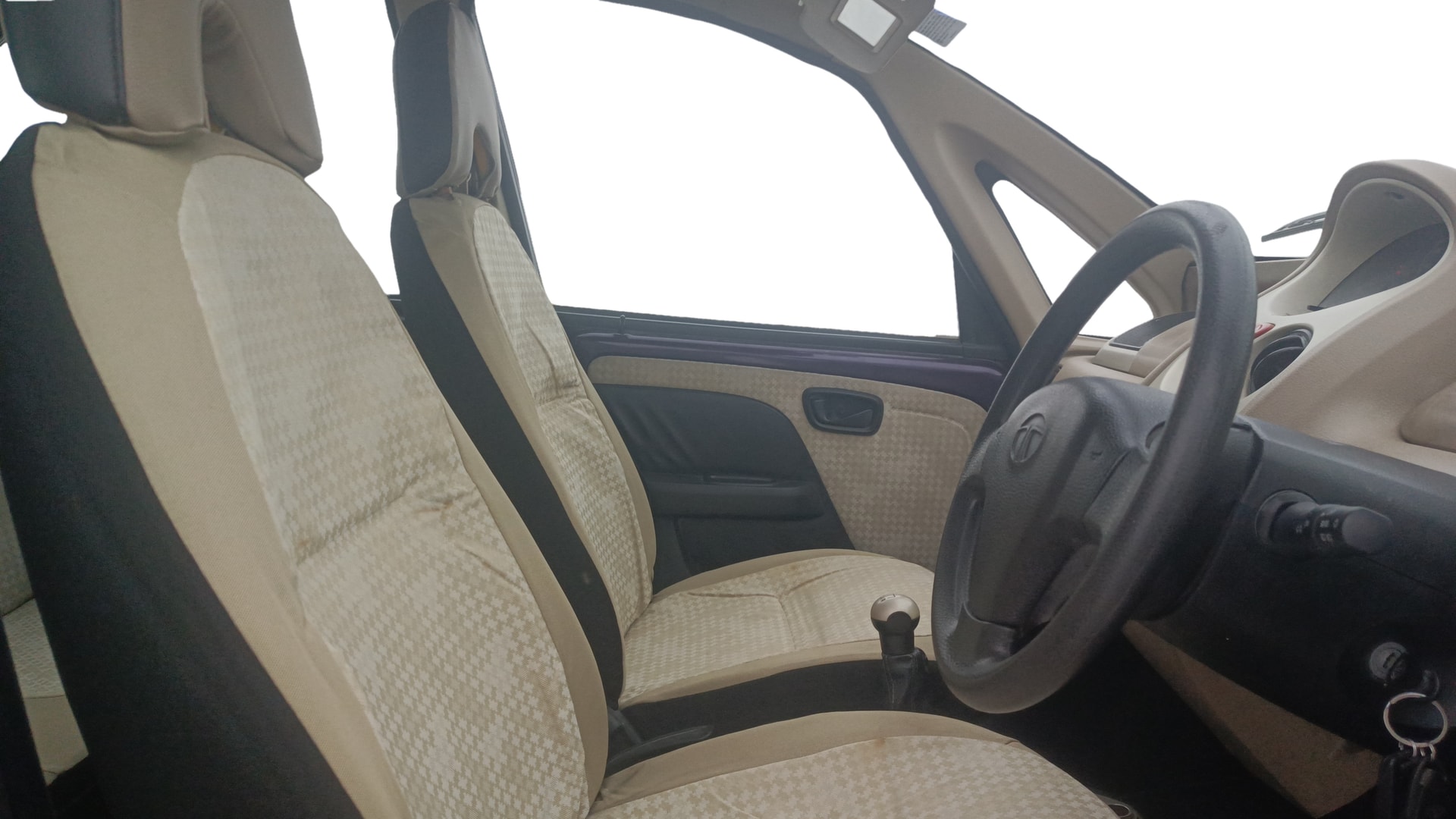 View 2014 Tata Nano Twist XT Image 25 Used 2014 Tata Nano Twist XT Image 25