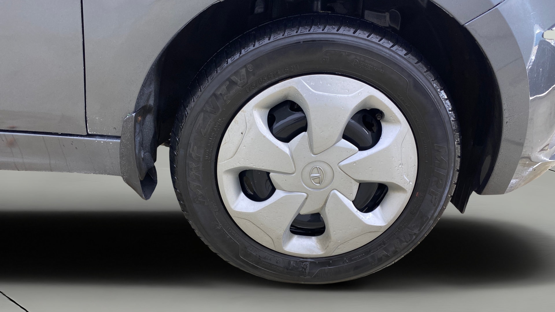 View 2022 Tata Tiago Revotorq XB Image 40 Used 2022 Tata Tiago Revotorq XB Image 40