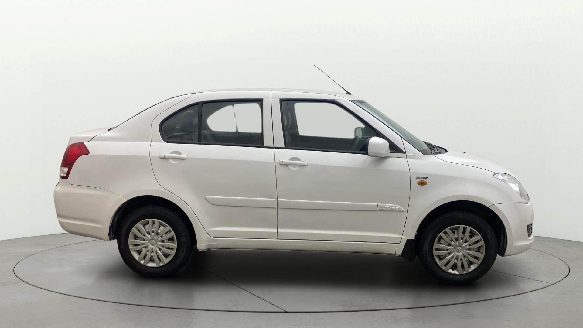 View 2016 Maruti Suzuki 1000 Base Variant Image 8 Used 2016 Maruti Suzuki 1000 Base Variant Image 8