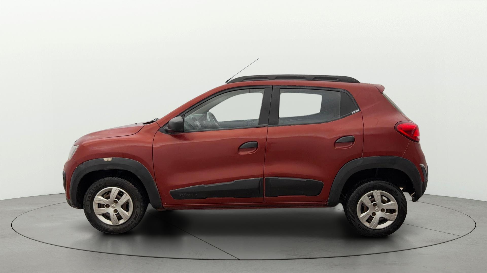 View 2016 Renault Kwid RXT 1.0 Image 5 Used 2016 Renault Kwid RXT 1.0 Image 5