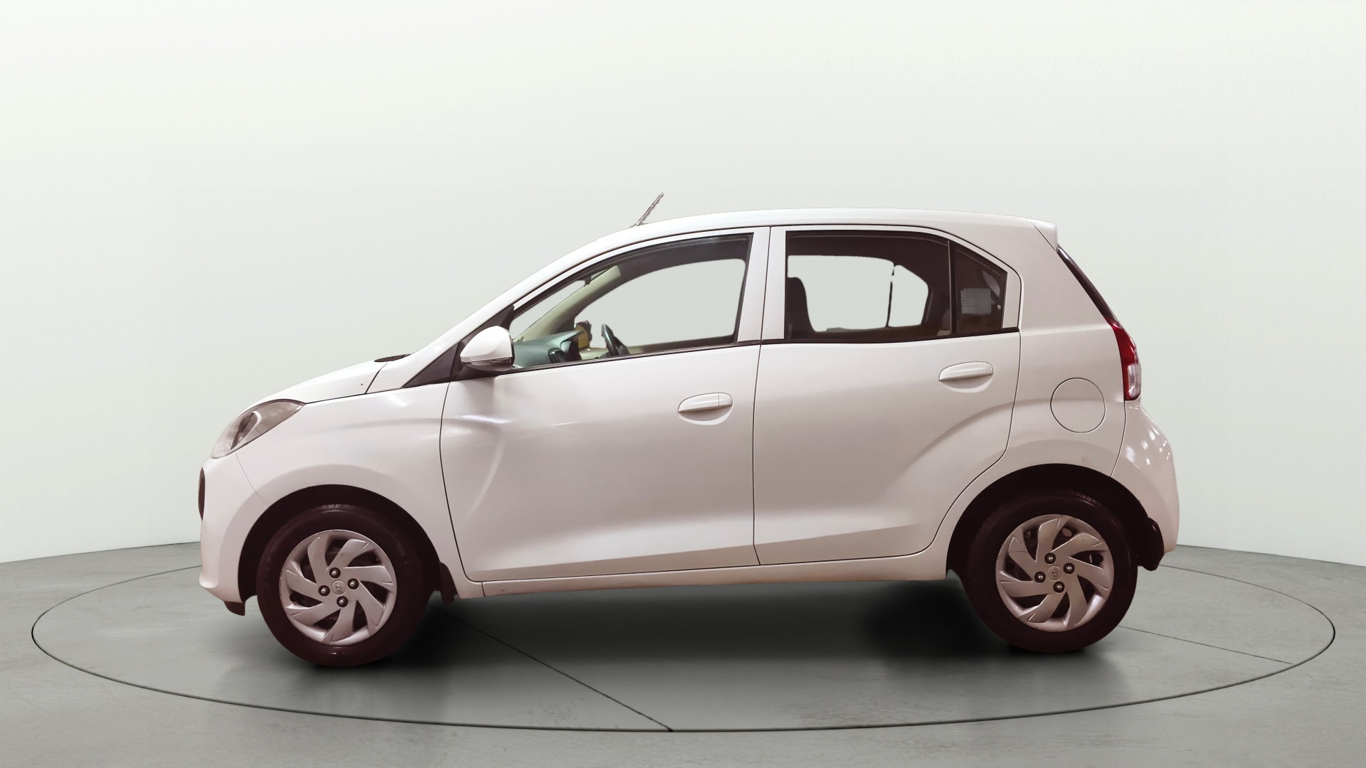 View 2020 Hyundai New Santro Sportz CNG Image 6 Used 2020 Hyundai New Santro Sportz CNG Image 6