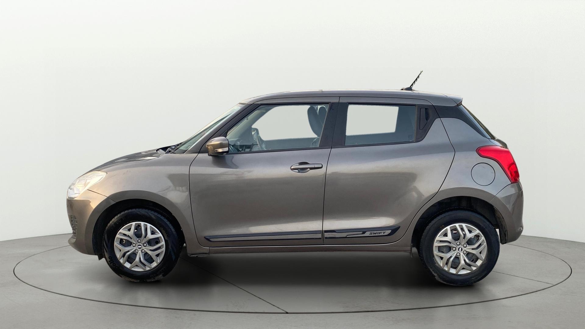 View 2019 Maruti Suzuki 1000 Base Variant Image 6 Used 2019 Maruti Suzuki 1000 Base Variant Image 6