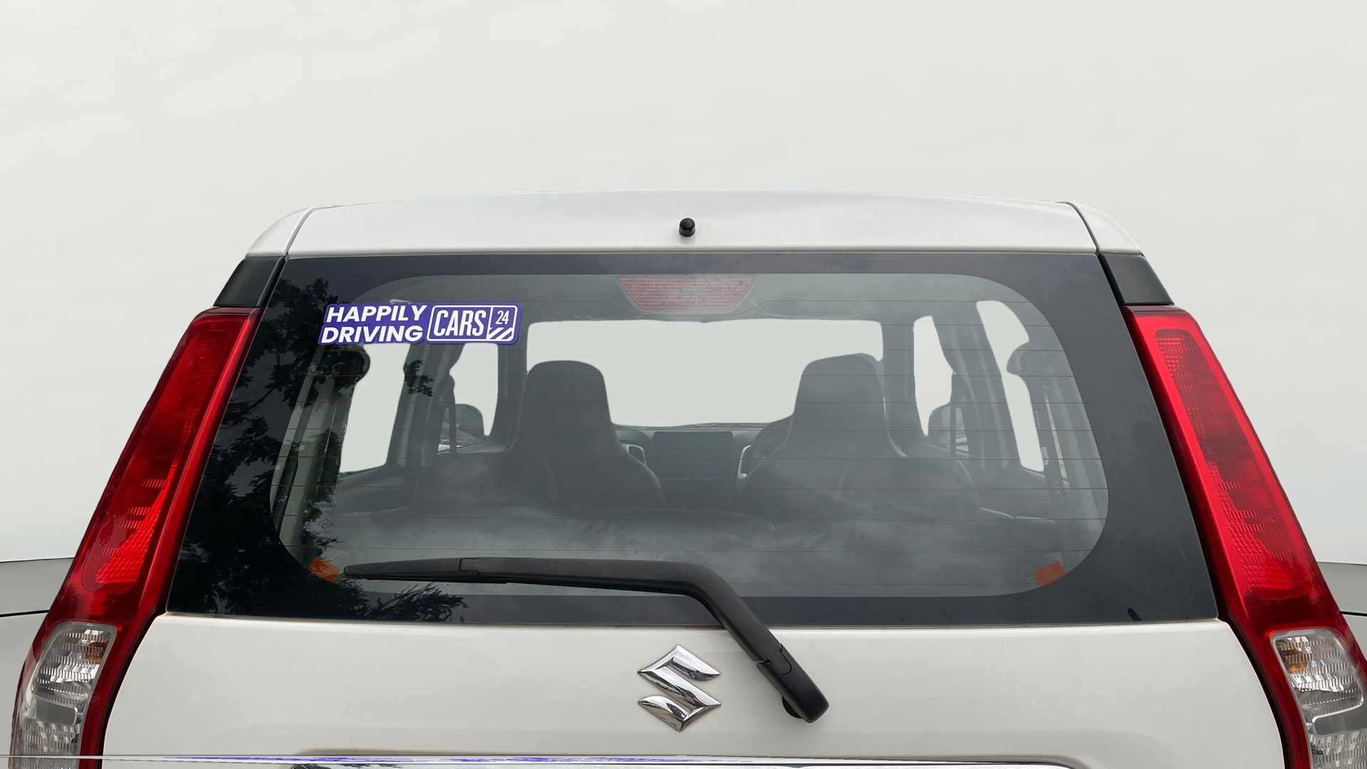 View 2019 Maruti Suzuki 1000 Base Variant Image 4 Used 2019 Maruti Suzuki 1000 Base Variant Image 4