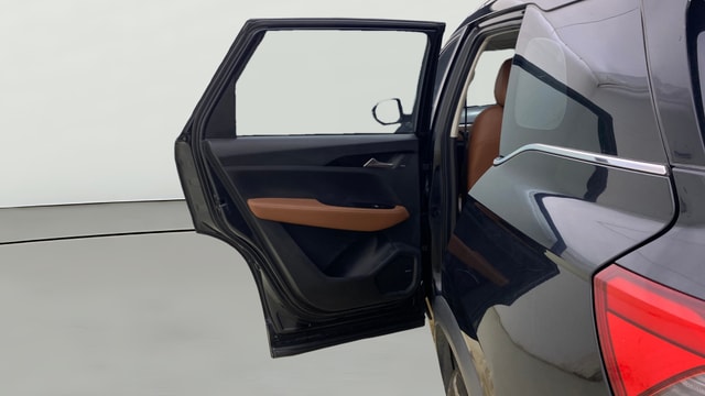 View MG Hector Plus Image 16 Used MG Hector Plus Image 16