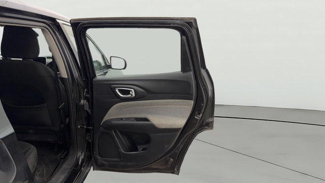 View Jeep Compass Image 7 Used Jeep Compass Image 7