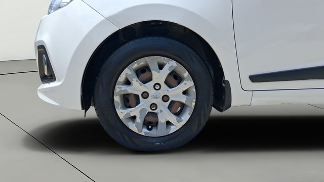View Hyundai Grand i10 Image 27 Used Hyundai Grand i10 Image 27