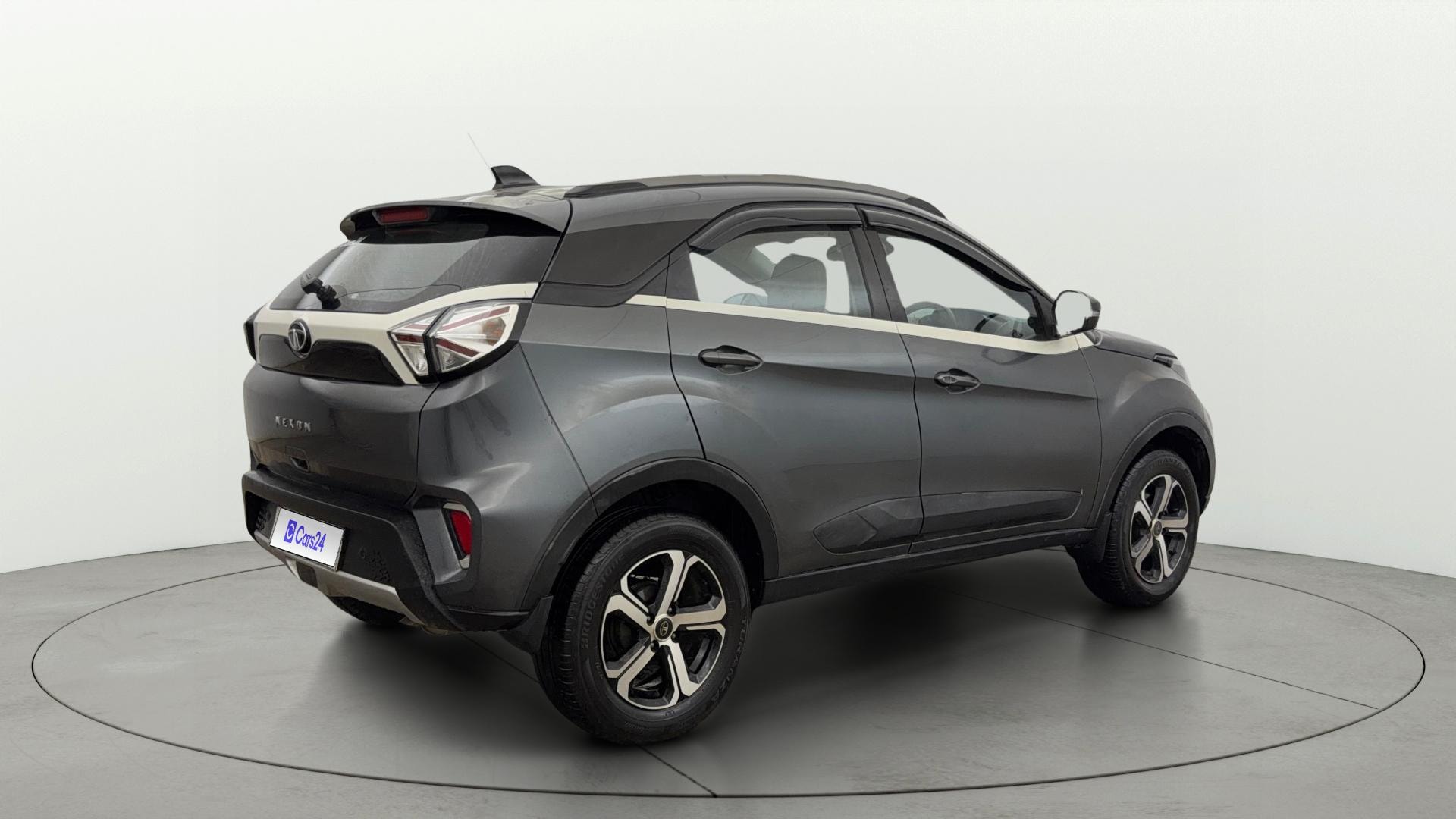 View 2022 Tata Nexon Revotron XZA Plus AMT Image 45 Used 2022 Tata Nexon Revotron XZA Plus AMT Image 45