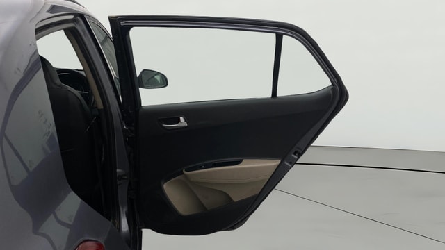 View Hyundai Grand i10 Image 7 Used Hyundai Grand i10 Image 7