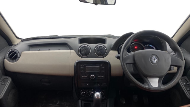 View Renault Duster Image 15 Used Renault Duster Image 15