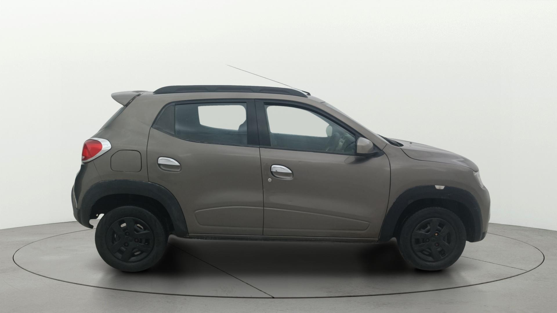 View 2017 Renault Kwid RXT 1.0 Image 8 Used 2017 Renault Kwid RXT 1.0 Image 8
