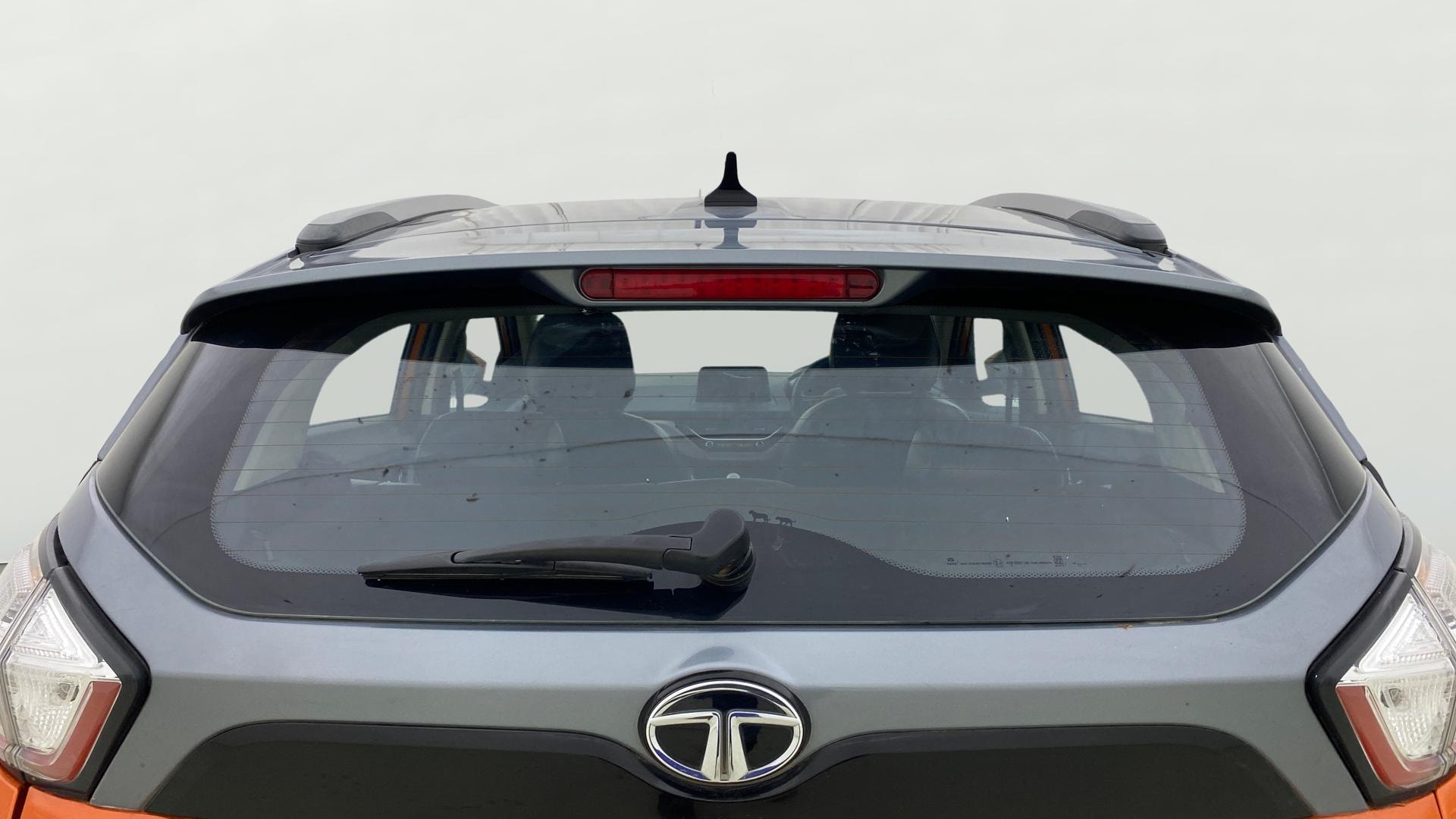View 2020 Tata Nexon Revotron XE Image 4 Used 2020 Tata Nexon Revotron XE Image 4