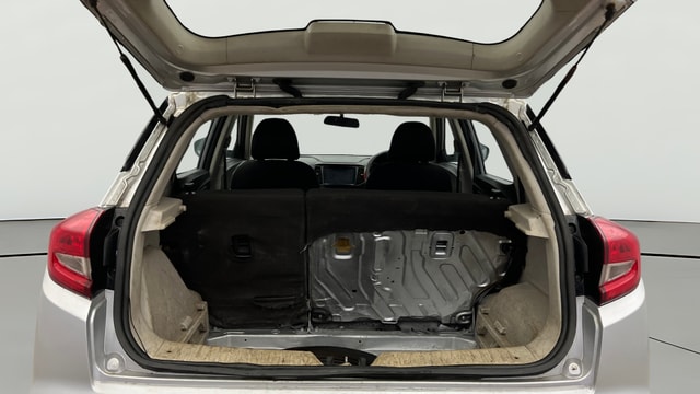 View Mahindra XUV300 Image 38 Used Mahindra XUV300 Image 38