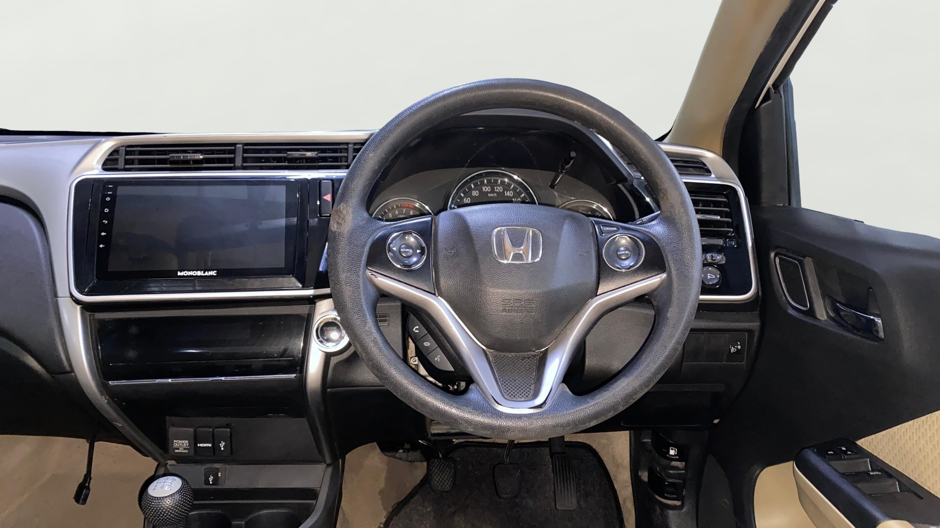 View 2019 Honda City ZX MT Diesel Anniversary Edition Image 13 Used 2019 Honda City ZX MT Diesel Anniversary Edition Image 13